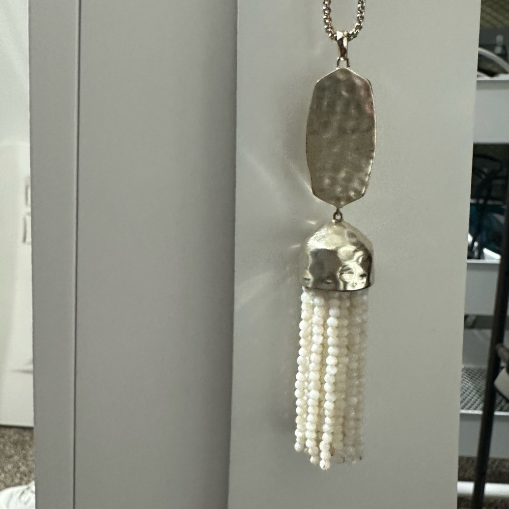 Kendra Scott Necklace